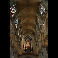 Linz, Maria-Empfngnis-Dom, Hauptorgel ('Rudigierorgel') an der Nordwand und Obergaden des Hauptschiffs
