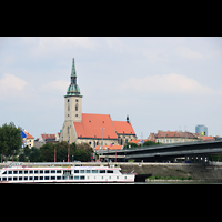 Bratislava (Pressburg), Dm sv. Martina (Dom St. Martin), Dom vom Petrzalka (Engerau) aus