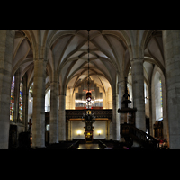 Bratislava (Pressburg), Dm sv. Martina (Dom St. Martin), Innenraum / Hauptschiff in Richtung Orgel