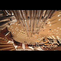 Berlin, Philharmonie, Blick ber die Chamaden in den Saal