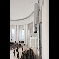 Berlin, St. Hedwigs-Kathedrale, Blick von der Seitenempore zur Orgel