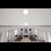 Berlin, St. Hedwigs-Kathedrale, Blick vom Kuppelumgang nach unten in die Kirche und zur Orgel