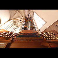 Rheine, St. Dionysius, Orgel mit Spieltisch perspektivisch