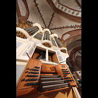 Schleswig, Dom St. Petri, Hauptorgel mit Spieltischseitlich