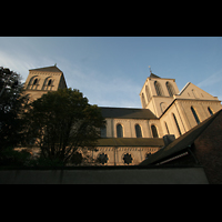 Kln (Cologne), St. Kunibert, Seitenansicht von Nordosten