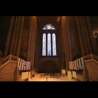 Liverpool, Anglican Cathedral, Westfenster ber dem Hauptportal