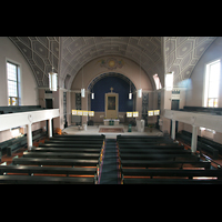 Berlin, Hoffnungskirche, Innenraum / Hauptschiff in Richtung Chor