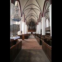 Tangermnde, St. Stephan, Innenraum / Hauptschiff in Richtung Orgel