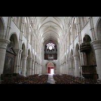 Laon, Cathdrale, Innenraum / Hauptschiff in Richtung Orgel