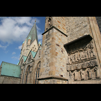 Paderborn, Dom, Skulpturen an der Sdwand des stlichen Querhauses