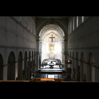 Wrzburg, Dom St. Kilian, Blick von der Orgelempore zum Chor