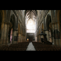 Metz, Cathdrale Saint-tienne, Innenraum / Hauptschiff in Richtung Hauptportal