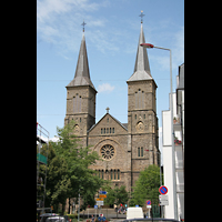 Dudelange (Ddelingen), Saint-Martin (St. Martin), Doppelturmfassade