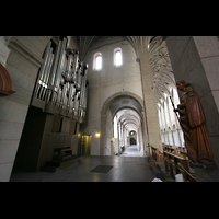 Trier, Basilika St. Matthias, Orgel mit Blick ins Seitenschiff