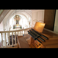 Dachau, St. Jakob, Mechanischer Spieltisch mit Blick in die Kirche