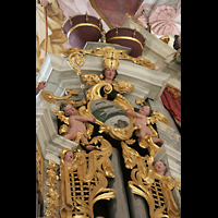 Frstenfeldbruck, Klosterkirche, Ornamente am linken Pedalturm