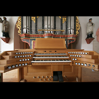 Immenstadt (Allgu), St. Nikolaus, Spieltisch mit Orgel