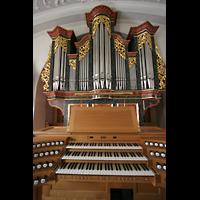 Immenstadt (Allgu), St. Nikolaus, Spieltisch und Orgel