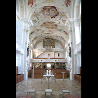 Marktoberdorf, St. Martin, Innenraum in Richtung Orgel