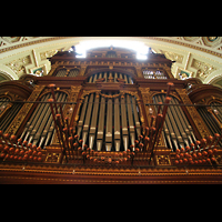 Budapest, Szent Istvn Bazilika (St. Stefan Basilika), Prospekt mit Chamaden