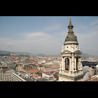 Budapest, Szent Istvn Bazilika (St. Stefan Basilika), Blick zum Berg der Matthiaskirche und Vrmez