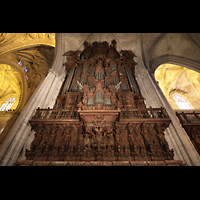 Sevilla, Catedral, Prospekt der Epistelorgel (uere Seite zum Seitenschff hin)