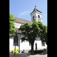 Schaffhausen, St. Johann, Seitenansicht von der Vordergasse mit Sonnenuhr