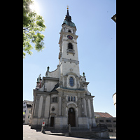 Frauenfeld, Kath. Stadtkirche St. Nikolaus, Fassade mit Turm