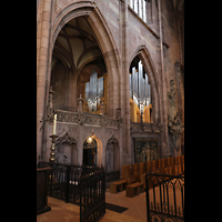 Freiburg, Mnster Unserer Lieben Frau, Chororgel von Kuhn auf der sdlichen Chorempore