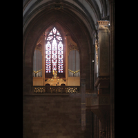 Freiburg, Mnster Unserer Lieben Frau, Blick von der Vierung zur Michaelsorgel und Langhausorgel (rechts)