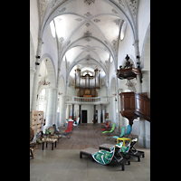Vevey, Sainte-Claire, Innenraum in Richtung Orgel