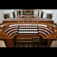 Schwyz, Kollegiumskirche, Spieltisch