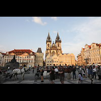 Praha (Prag), Matka Bo pred Tnem (Teyn-Kirche), Staromestsk nmest - Altstdter Ring mit Teyn-Kirche im Abendlicht