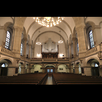 Dresden, Martin-Luther-Kirche, Innenraum in Richtung Orgel