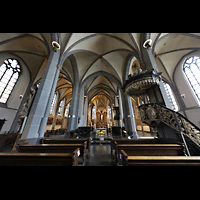 Dsseldorf, Basilika St. Lambertus, Innenraum in Richtung Chor