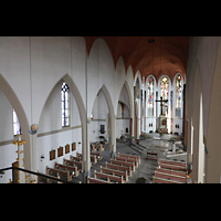 Korschenbroich, St. Andreas, Blick vom Spieltisch in die Kirche