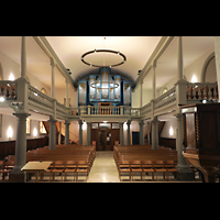 La Tour-de-Peilz, Temple de Saint-Thodule, Innenraum in Richtung Orgel