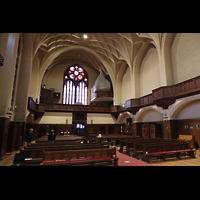 Berlin, St. Elisabeth, Innenraum in Richtung Orgel