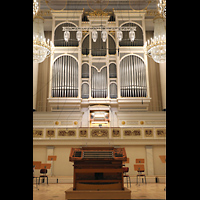 Berlin, Konzerthaus, Groer Saal, Orgel mit mobilem Spieltisch