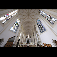 Berlin, St. Matthias, Blick vom Chorraum zur Orgel