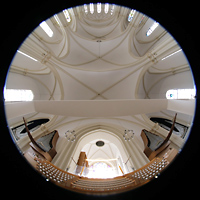 Berlin, St. Matthias, Blick vom Spieltisch auf die Orgel