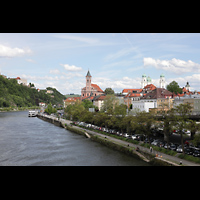 Passau, Dom St. Stephan, Blick von der Schanzlbrcke zum Domberg