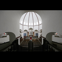 Berlin, St. Marien (Maria, Hilfe der Christen9, Blick ber das Brstungspositiv in die Kirche