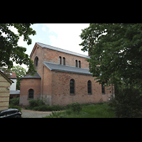 Berlin, St. Marien am Behnitz, Seitenansicht mit Chor