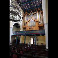 Berlin, St. Marien am Behnitz, Innenraum in Richtung Orgel