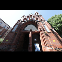 Berlin, Herz-Jesu-Kirche Tegel, Fasade perspektivisch