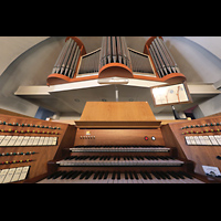 Berlin, Dorfkirche Alt Tegel, Spieltisch mit Orgel