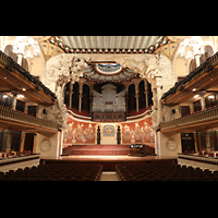 Barcelona, Palau de la Msica Catalana, Innenraum in Richtung Bhne und Orgel