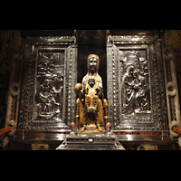 Montserrat, Abadia de Montserrat, Baslica Santa Mara, Statue Unserer Lieben Frau von Montserrat (schwarze Madonna) aus dem 12. Jh.