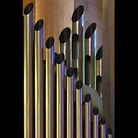 Barcelona, La Sagrada Familia, Oben abgeschrgte Prospektpfeifen - hinten der Prinzipal 16'